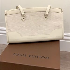 Louis Vuitton Epi Leather Bag